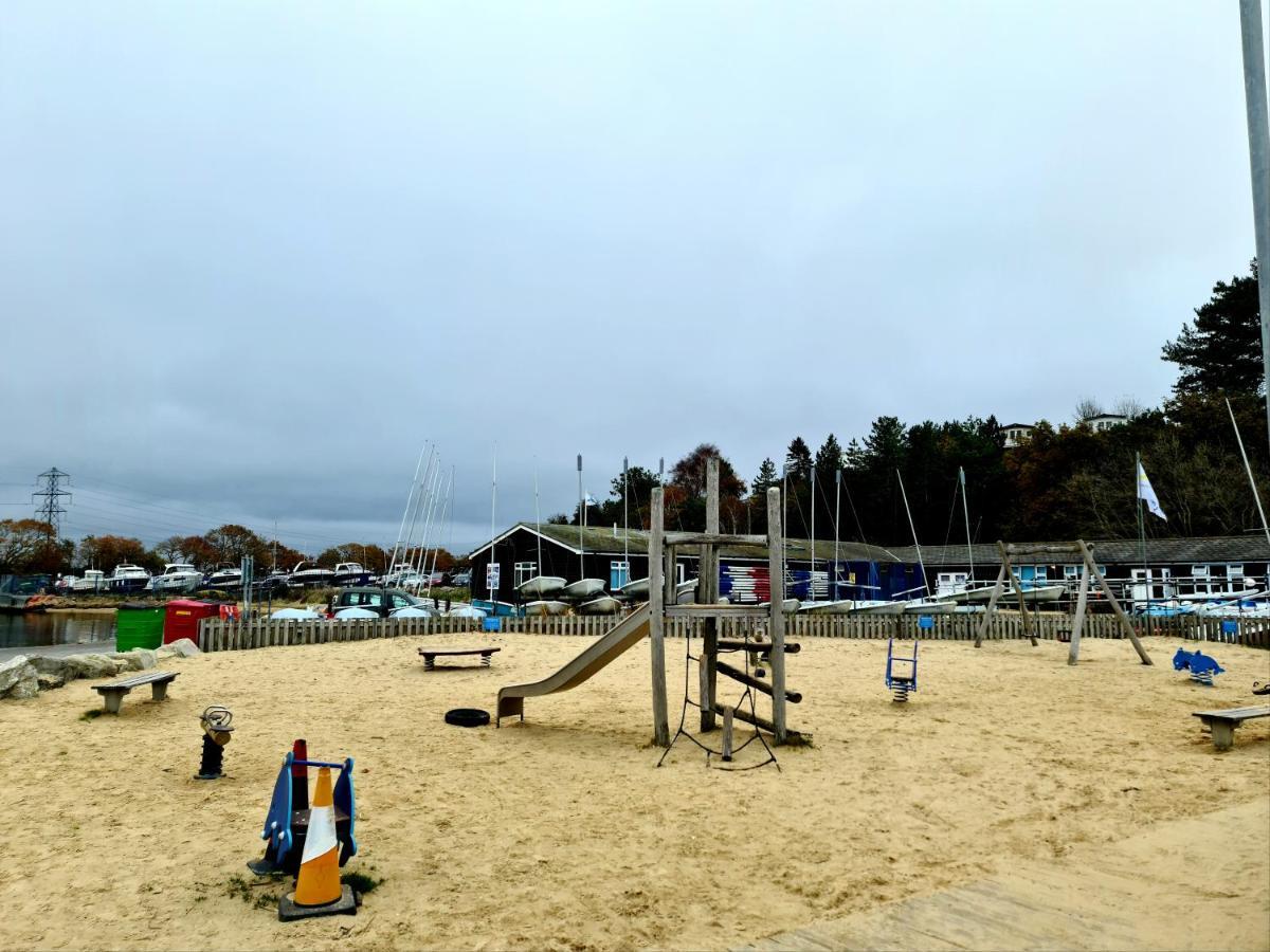 Escape City Caravan Lytchett Minster Екстериор снимка